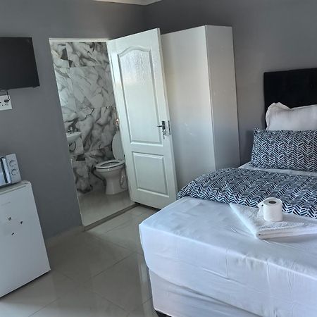 Gift Guest House 4 Cravenby ภายนอก รูปภาพ